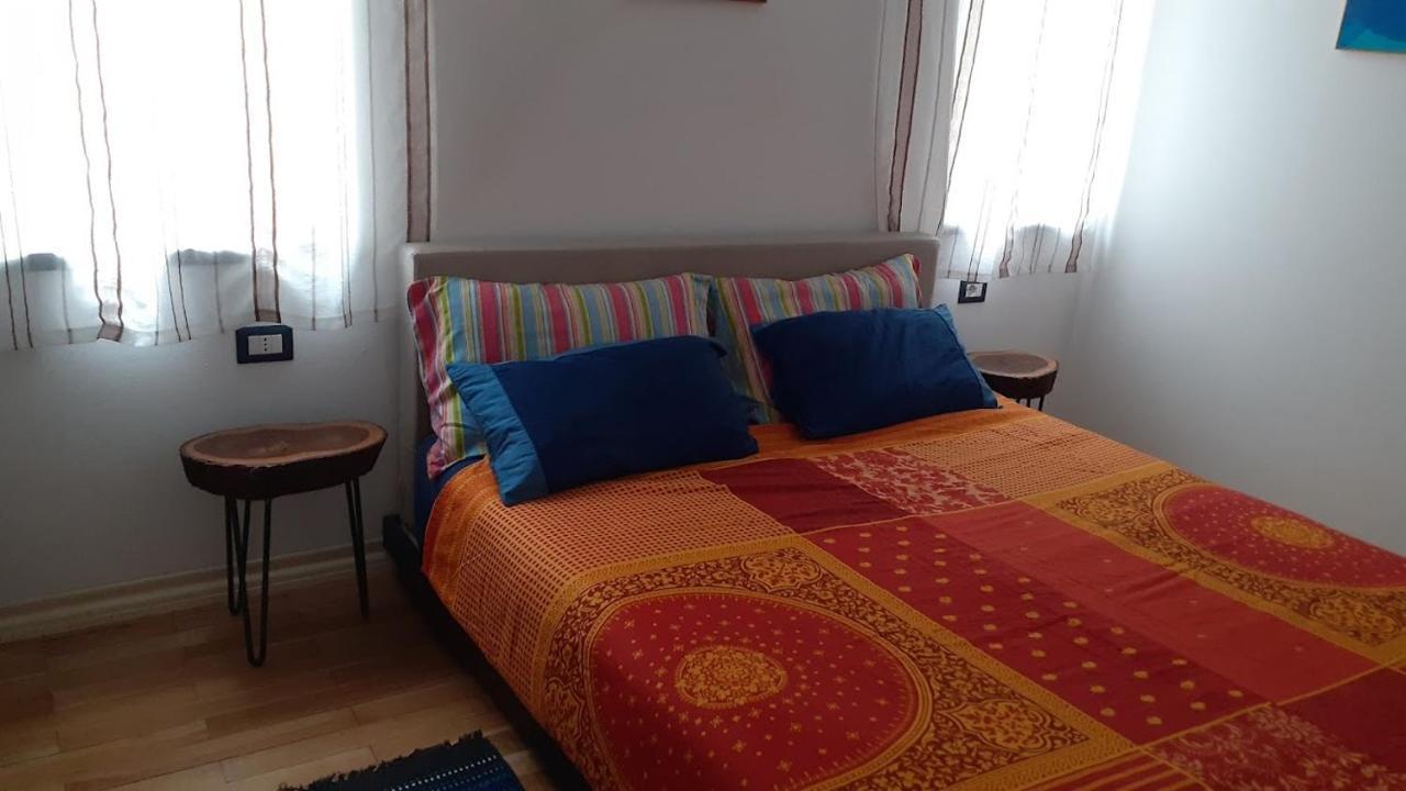 Turisalba Hotel Ishem Eksteriør billede