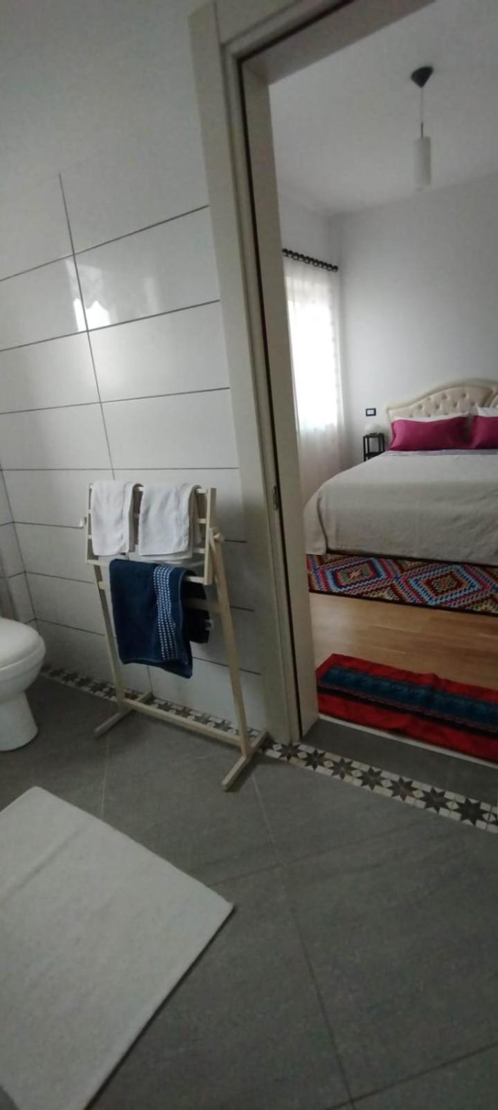 Turisalba Hotel Ishem Eksteriør billede